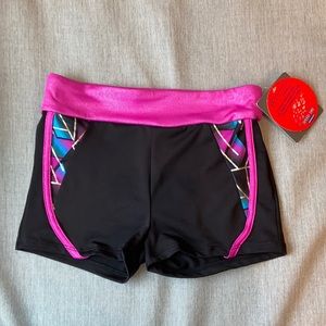 NWT Danskin Freestyle Girls Pink Shimmer Geometric Performance Short, Size L